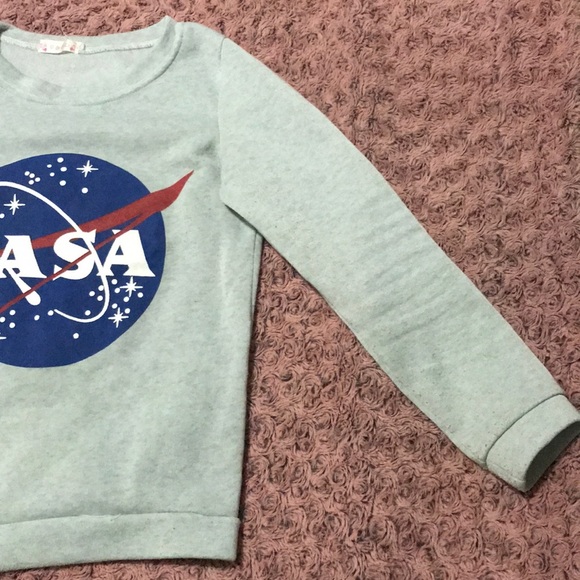 NASA 👽“I need space” long sleeve shirt - Picture 3 of 4